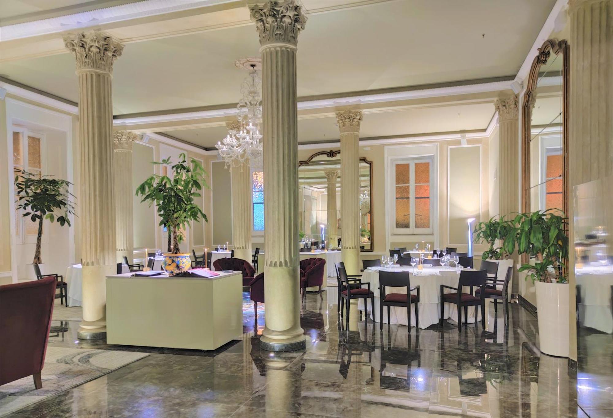 غراند هوتيل إيه ديه بالم باليرمو المظهر الخارجي الصورة The restaurant in 2019